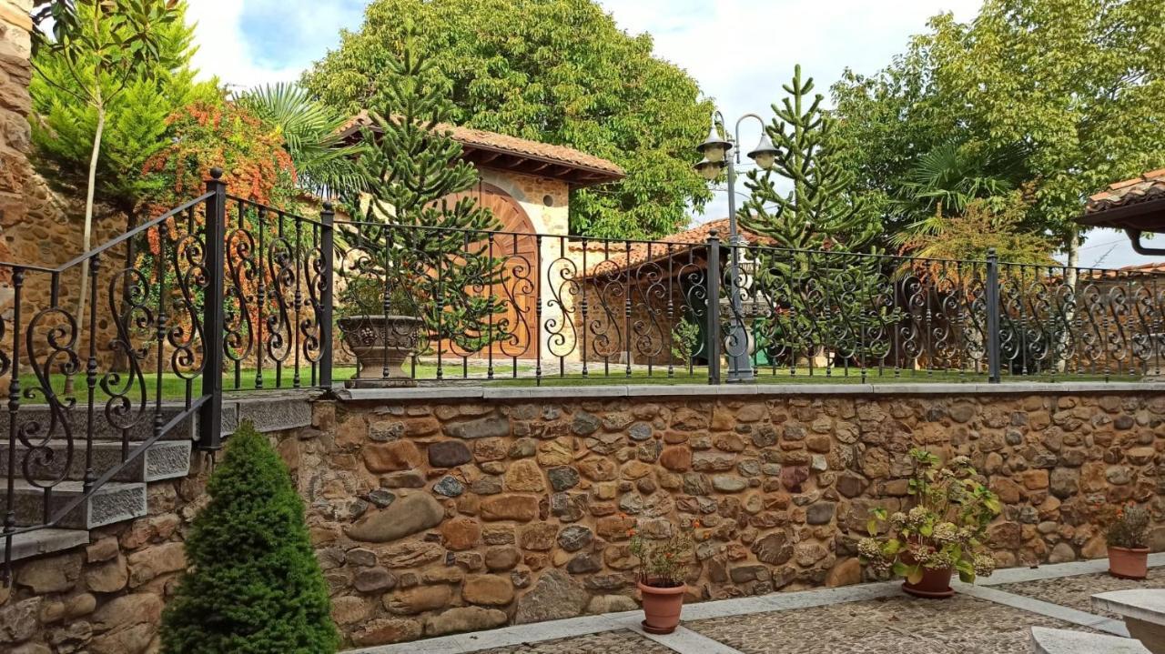 Palacio Del Conde De Rebolledo Villaviciosa de la Ribera Bagian luar foto