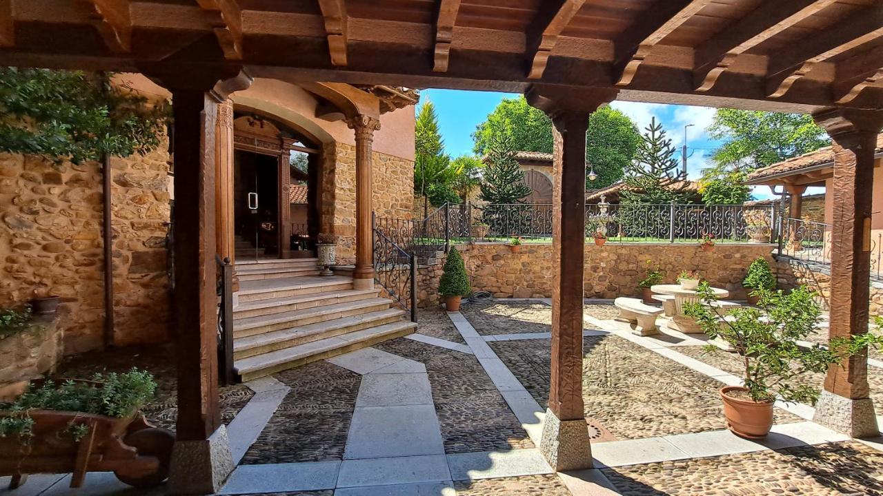 Palacio Del Conde De Rebolledo Villaviciosa de la Ribera Bagian luar foto