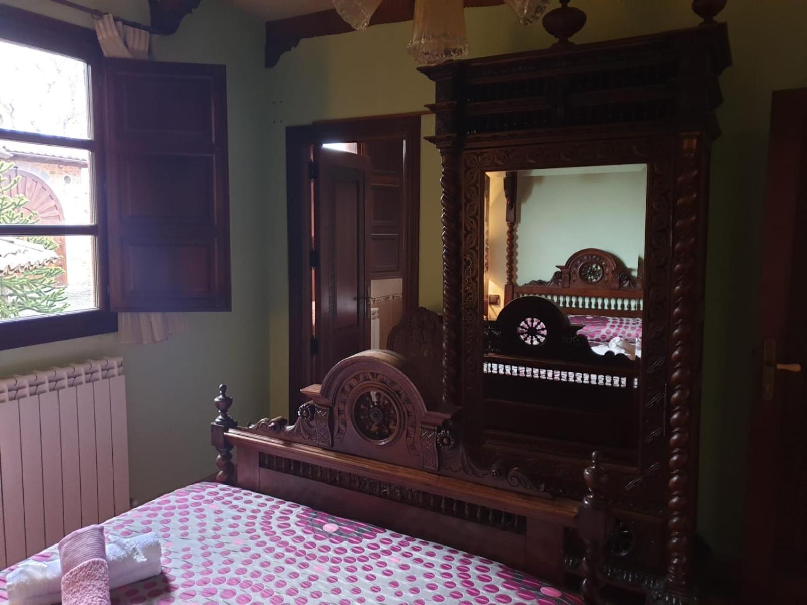 Palacio Del Conde De Rebolledo Villaviciosa de la Ribera Ruang foto