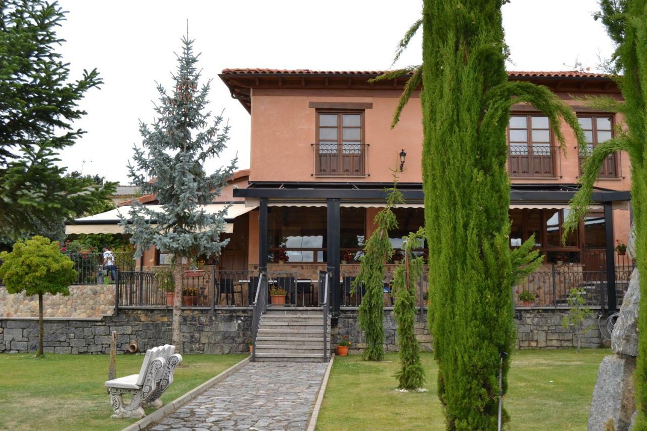 Palacio Del Conde De Rebolledo Villaviciosa de la Ribera Bagian luar foto